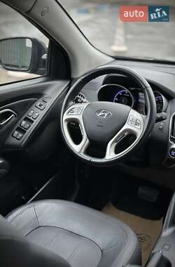 Внедорожник / Кроссовер Hyundai ix35 2013 в Сумах