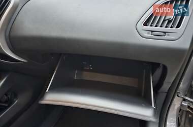 Позашляховик / Кросовер Hyundai ix35 2011 в 