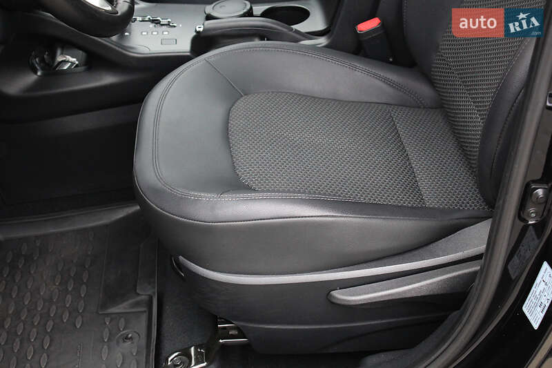 Позашляховик / Кросовер Hyundai ix35 2012 в Вінниці