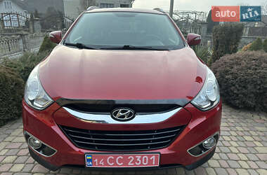 Внедорожник / Кроссовер Hyundai ix35 2010 в Калуше