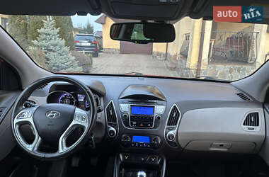 Внедорожник / Кроссовер Hyundai ix35 2010 в Калуше