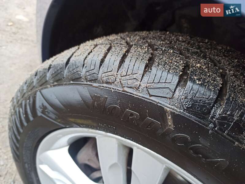 Позашляховик / Кросовер Hyundai ix35 2013 в Києві