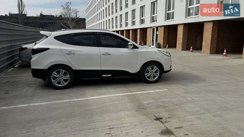 Внедорожник / Кроссовер Hyundai ix35 2013 в Одессе