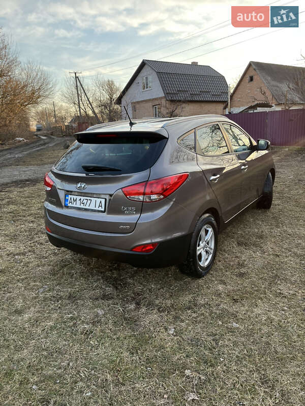 Внедорожник / Кроссовер Hyundai ix35 2011 в Бердичеве фото 6 Внедорожник / Кроссовер Hyundai ix35 2011 в Бердичеве