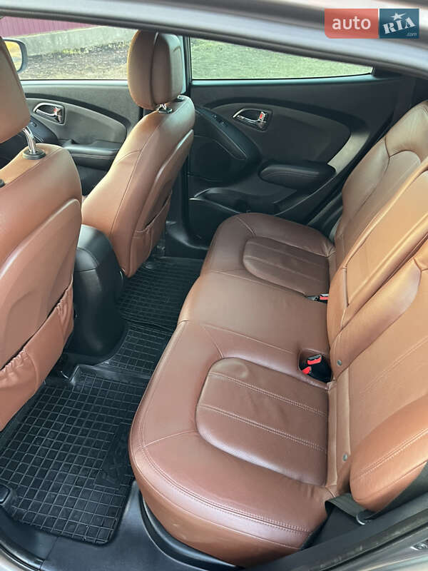 Внедорожник / Кроссовер Hyundai ix35 2011 в Бердичеве фото 14 Внедорожник / Кроссовер Hyundai ix35 2011 в Бердичеве