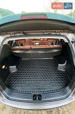 Внедорожник / Кроссовер Hyundai ix35 2011 в 