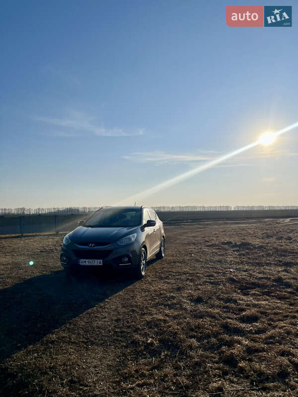Внедорожник / Кроссовер Hyundai ix35 2011 в Бердичеве фото 28 Внедорожник / Кроссовер Hyundai ix35 2011 в Бердичеве