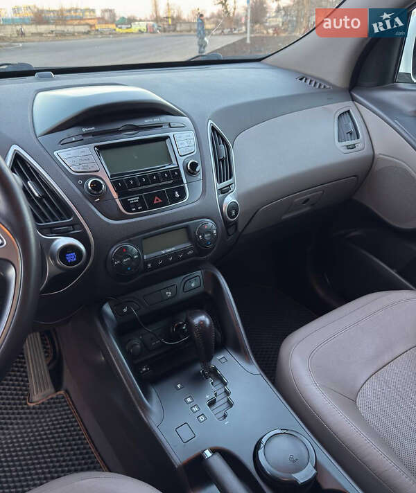 Позашляховик / Кросовер Hyundai ix35 2012 в Харкові
