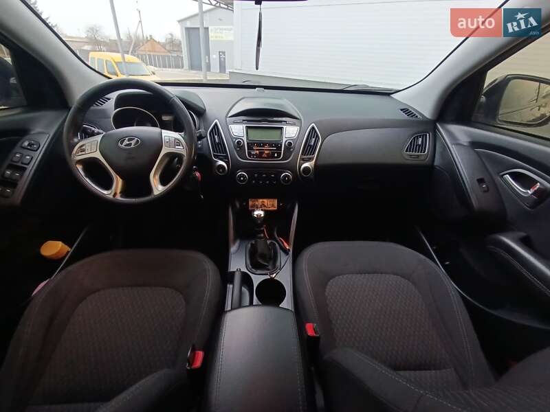 Позашляховик / Кросовер Hyundai ix35 2012 в Нововолинську