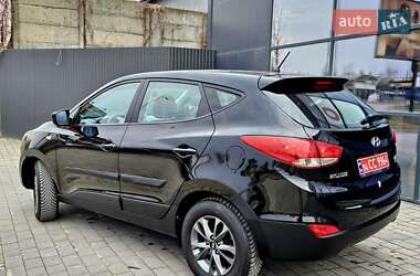 Внедорожник / Кроссовер Hyundai ix35 2014 в 