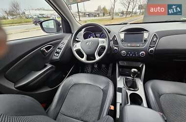Внедорожник / Кроссовер Hyundai ix35 2014 в 