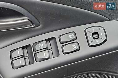 Внедорожник / Кроссовер Hyundai ix35 2014 в 
