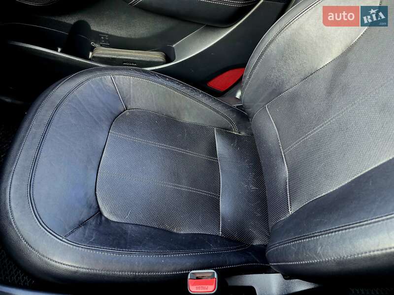 Внедорожник / Кроссовер Hyundai ix35 2010 в Самборе фото 32 Внедорожник / Кроссовер Hyundai ix35 2010 в Самборе