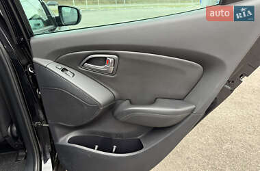 Внедорожник / Кроссовер Hyundai ix35 2014 в 
