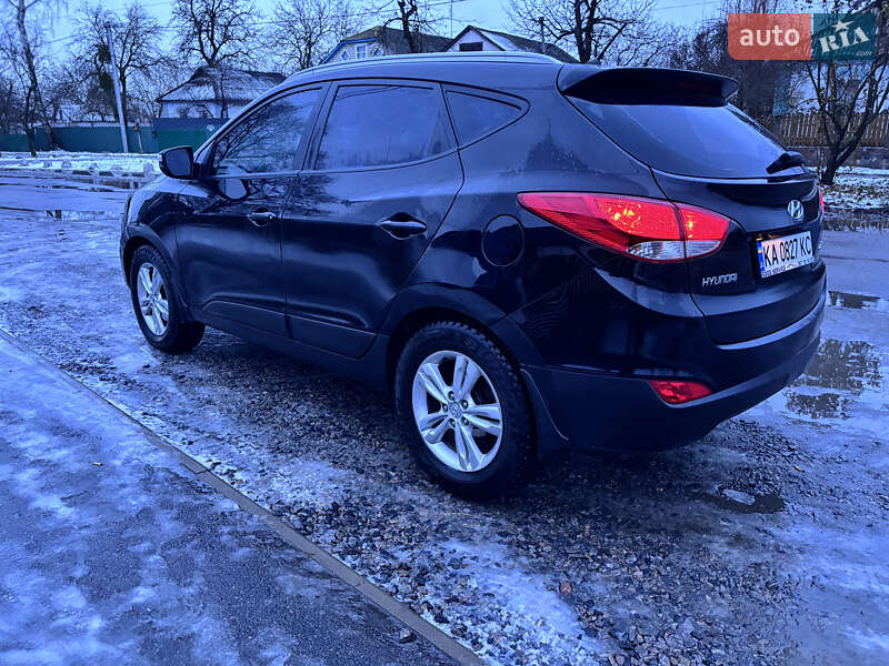 Позашляховик / Кросовер Hyundai ix35 2011 в Києві