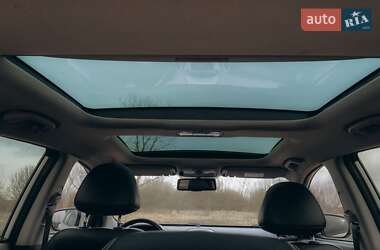 Позашляховик / Кросовер Hyundai ix35 2010 в 