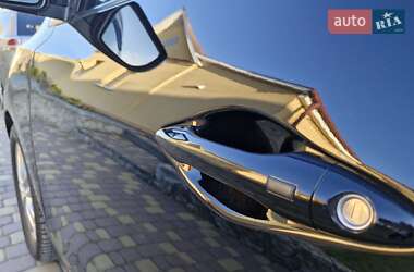 Внедорожник / Кроссовер Hyundai ix35 2012 в 