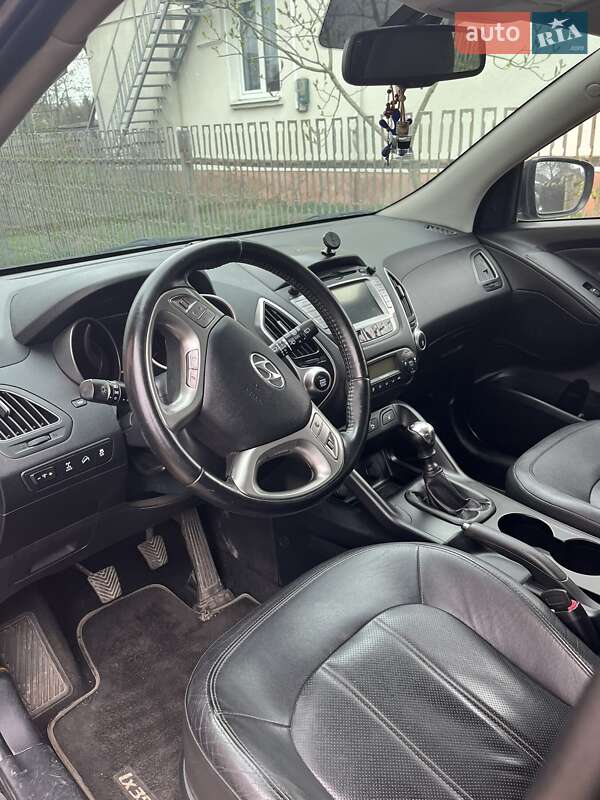 Позашляховик / Кросовер Hyundai ix35 2011 в Івано-Франківську