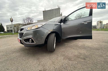 Внедорожник / Кроссовер Hyundai ix35 2013 в 