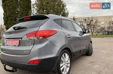 Внедорожник / Кроссовер Hyundai ix35 2013 в 