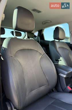 Внедорожник / Кроссовер Hyundai ix35 2011 в 