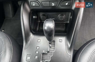 Внедорожник / Кроссовер Hyundai ix35 2011 в 