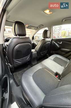 Внедорожник / Кроссовер Hyundai ix35 2013 в 