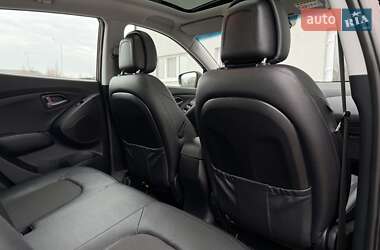 Внедорожник / Кроссовер Hyundai ix35 2014 в 