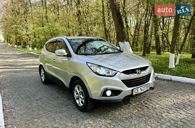 Внедорожник / Кроссовер Hyundai ix35 2010 в 