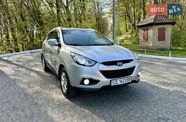 Внедорожник / Кроссовер Hyundai ix35 2010 в 