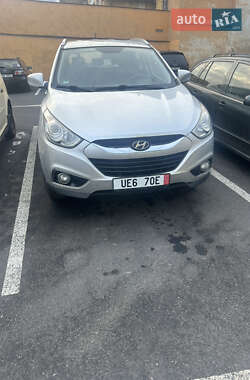 Позашляховик / Кросовер Hyundai ix35 2011 в 