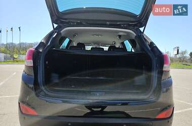 Внедорожник / Кроссовер Hyundai ix35 2011 в 