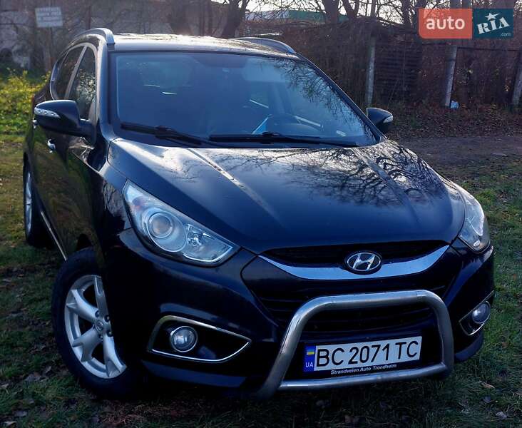 Позашляховик / Кросовер Hyundai ix35 2010 в Кам'янці-Бузькій