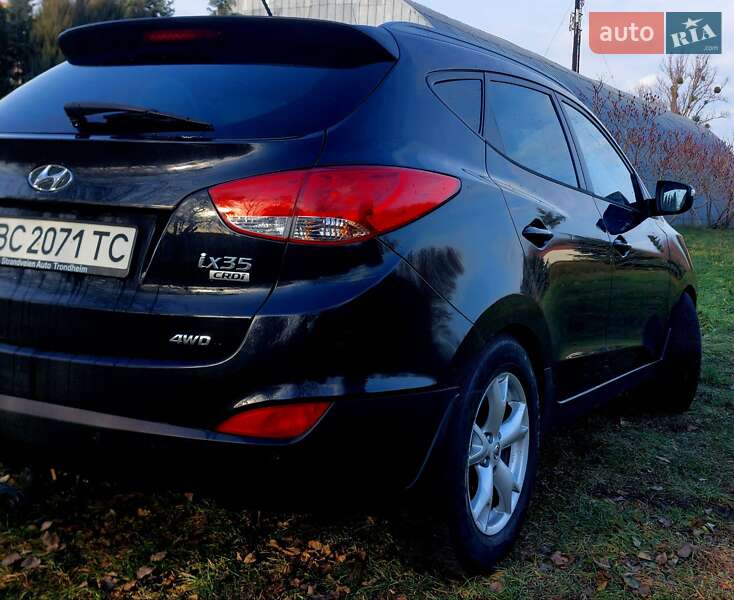 Позашляховик / Кросовер Hyundai ix35 2010 в Кам'янці-Бузькій