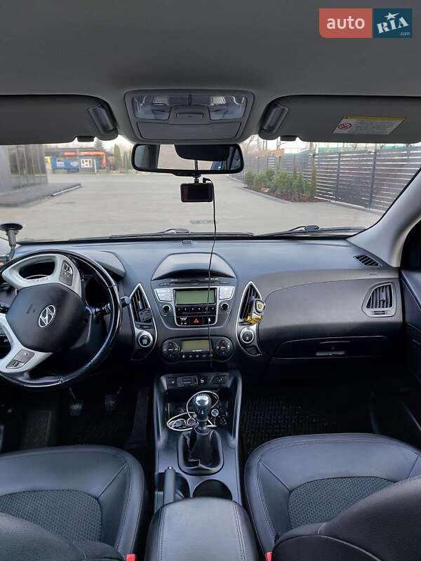 Позашляховик / Кросовер Hyundai ix35 2010 в Кам'янці-Бузькій