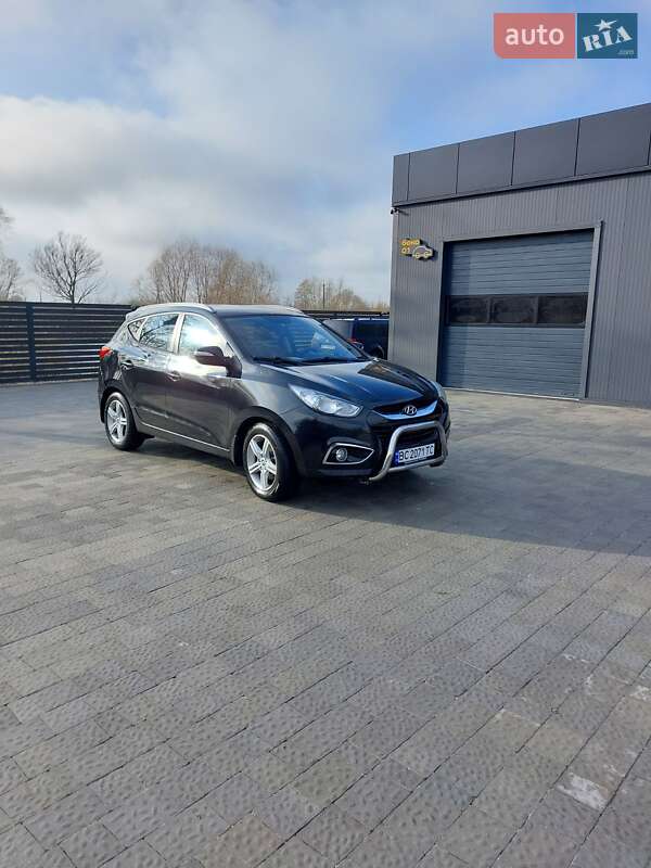 Позашляховик / Кросовер Hyundai ix35 2010 в Кам'янці-Бузькій