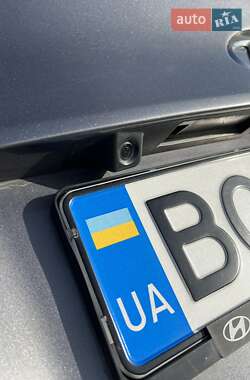 Внедорожник / Кроссовер Hyundai ix35 2011 в 