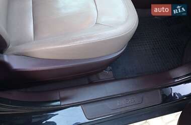 Внедорожник / Кроссовер Hyundai ix35 2010 в 