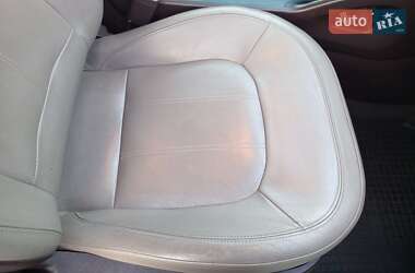 Внедорожник / Кроссовер Hyundai ix35 2010 в 