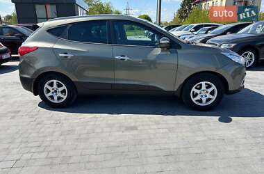 Внедорожник / Кроссовер Hyundai ix35 2010 в Львове