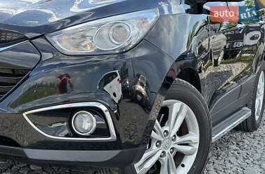 Позашляховик / Кросовер Hyundai ix35 2011 в 