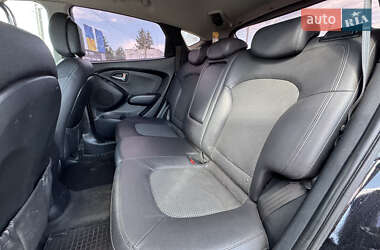 Позашляховик / Кросовер Hyundai ix35 2011 в 