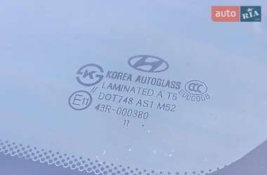 Позашляховик / Кросовер Hyundai ix35 2012 в 