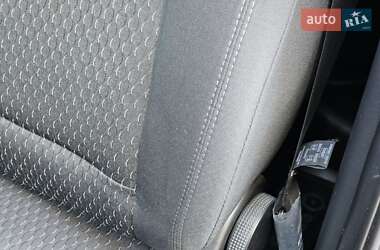 Позашляховик / Кросовер Hyundai ix35 2012 в 