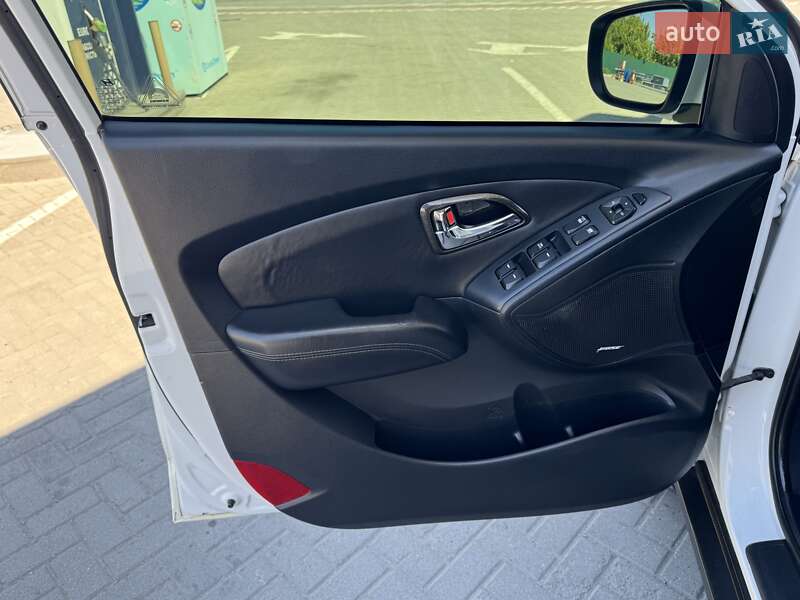 Позашляховик / Кросовер Hyundai ix35 2013 в Дніпрі