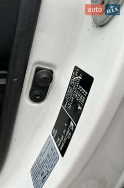 Позашляховик / Кросовер Hyundai ix35 2013 в 