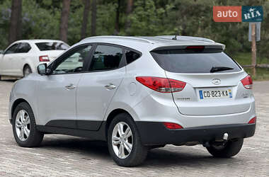 Позашляховик / Кросовер Hyundai ix35 2011 в 