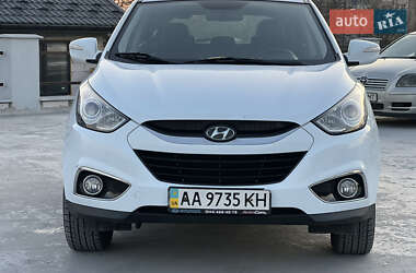 Позашляховик / Кросовер Hyundai ix35 2011 в 