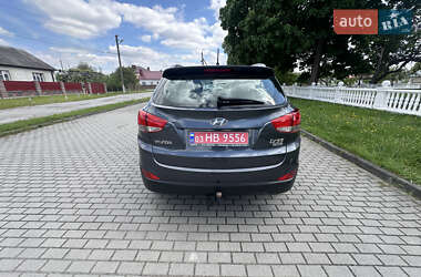 Позашляховик / Кросовер Hyundai ix35 2010 в 