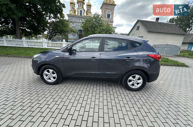 Позашляховик / Кросовер Hyundai ix35 2010 в 